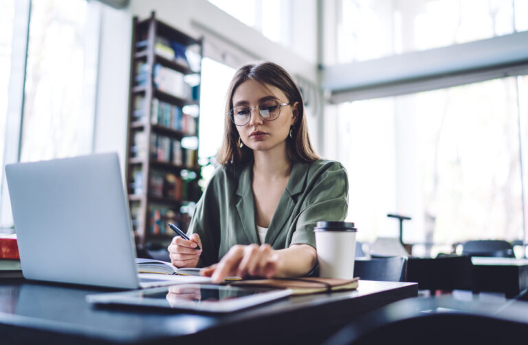 tez başlığı seçerken dikkat edilecekler